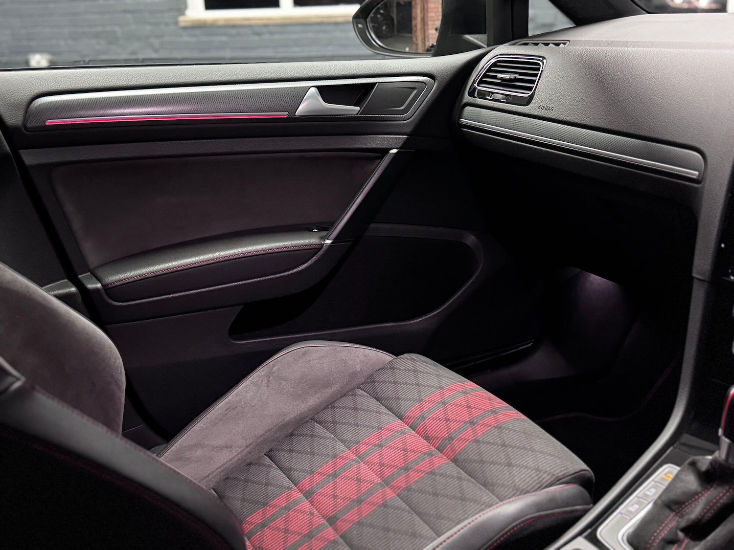 Used Volkswagen Golf 2019 for sale - 76312379: Photo 48