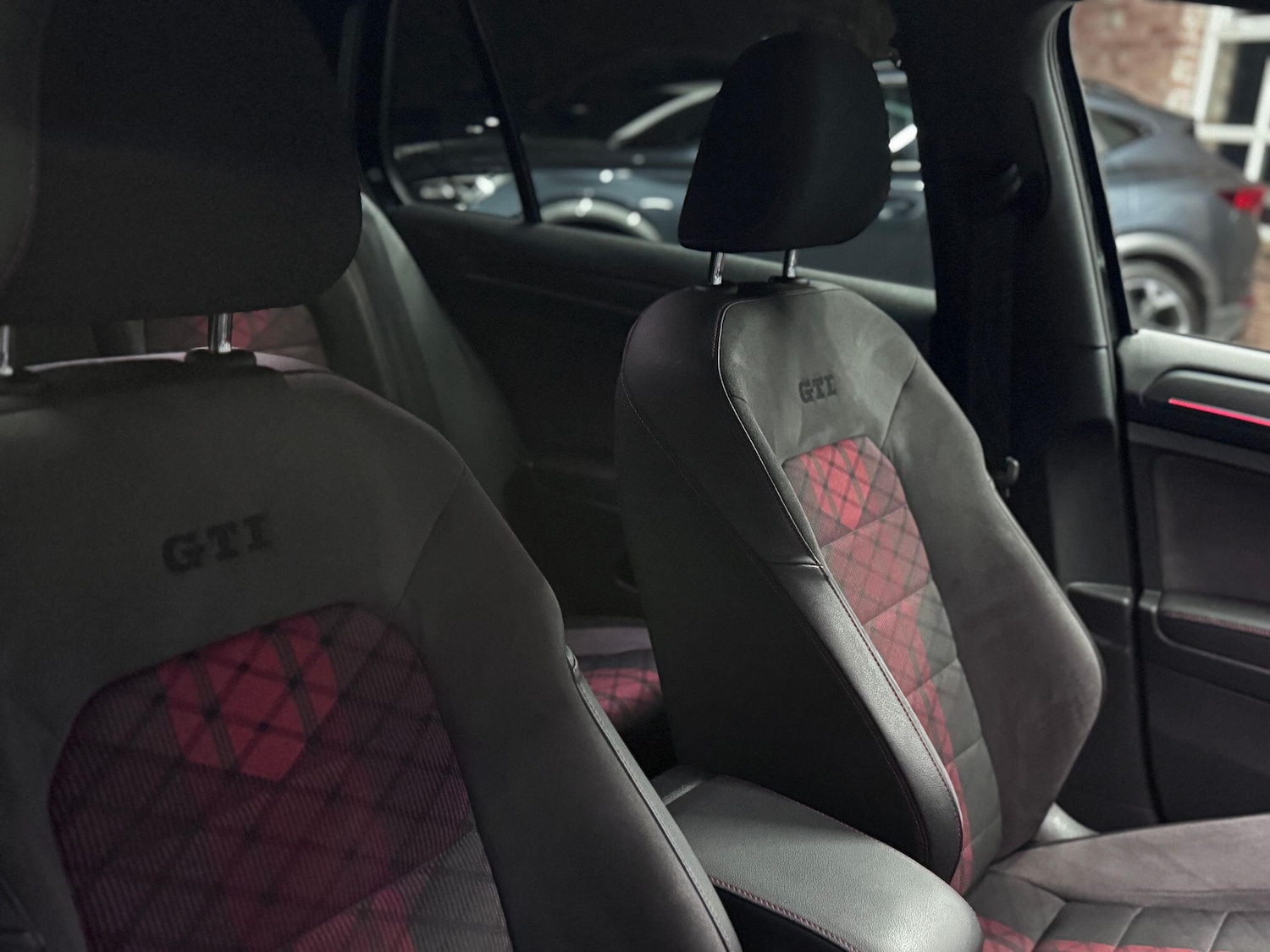 Used Volkswagen Golf 2019 for sale - 76312379: Photo 49