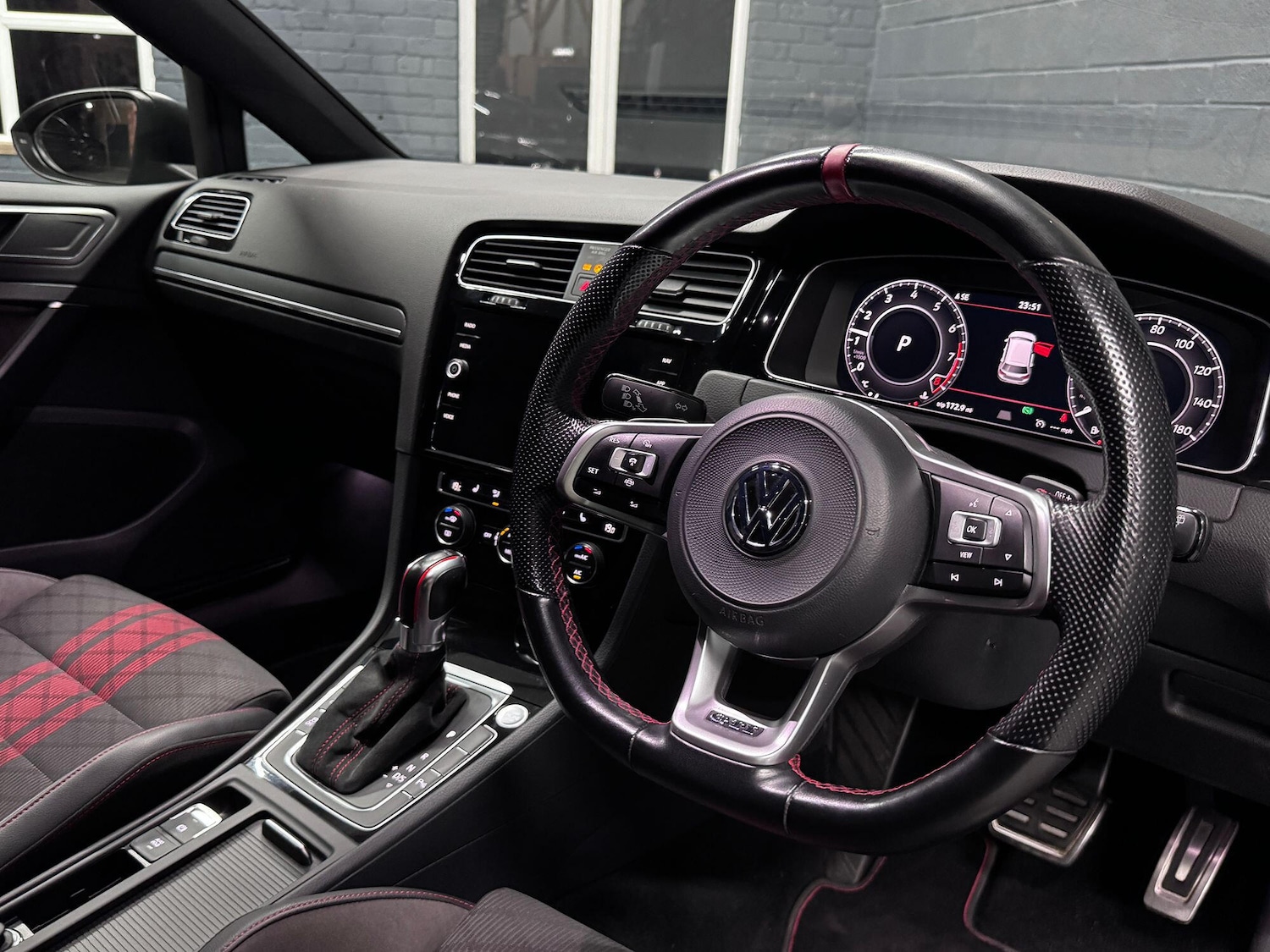 Used Volkswagen Golf 2019 for sale - 76312379: Photo 52