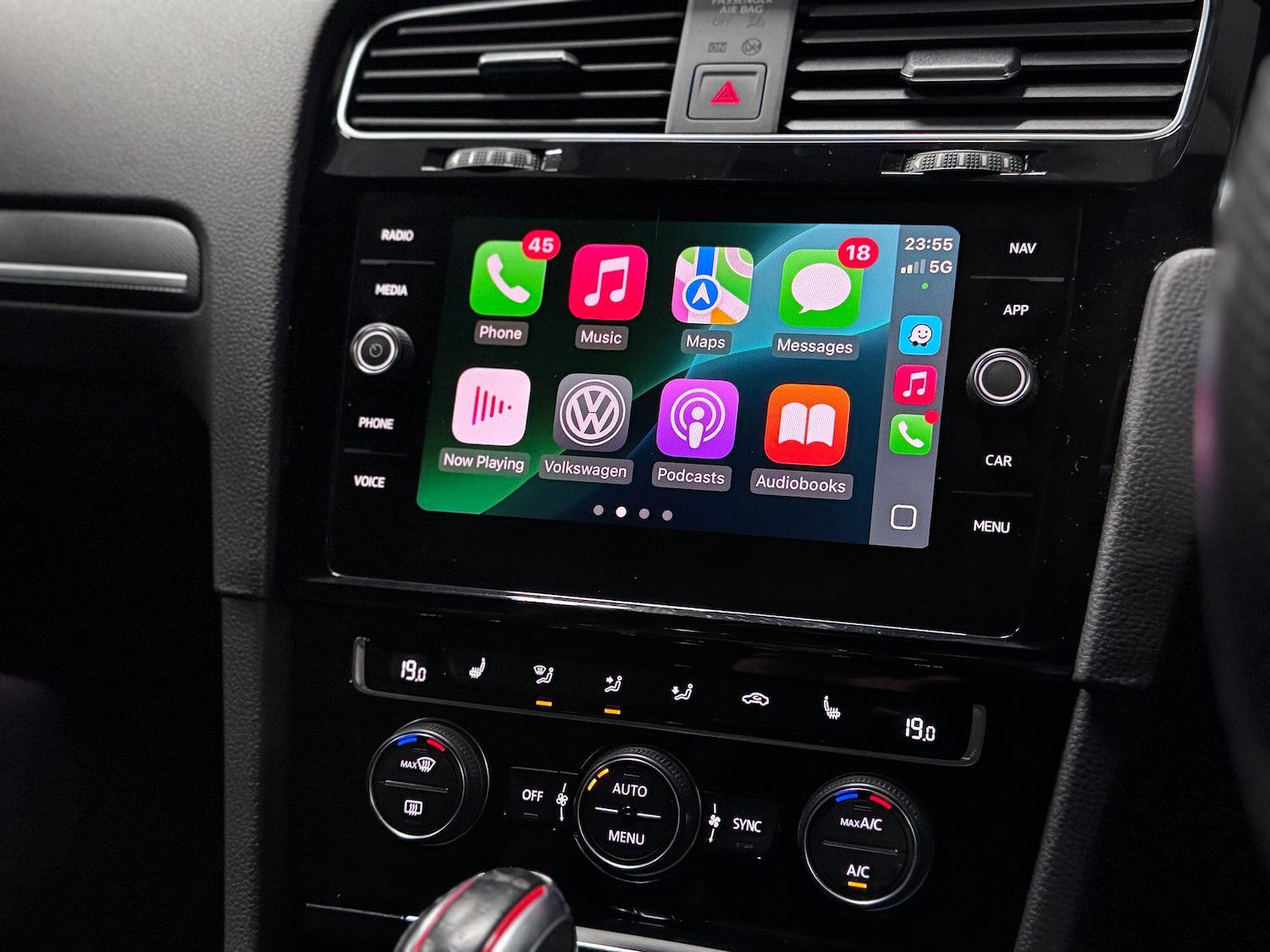 Used Volkswagen Golf 2019 for sale - 76312379: Photo 62