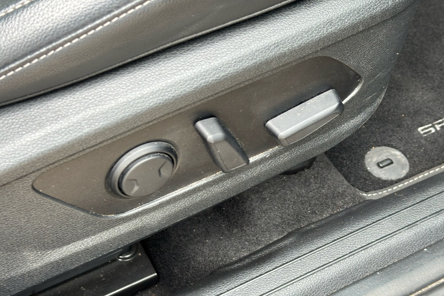 Vehicle 28