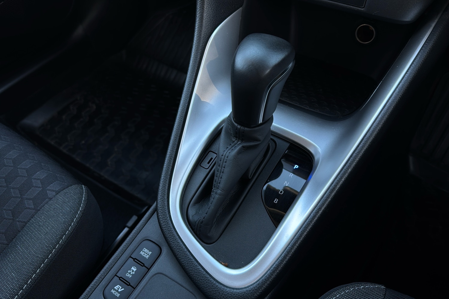 Used Toyota Yaris 2022 for sale - 76916308: Photo 13