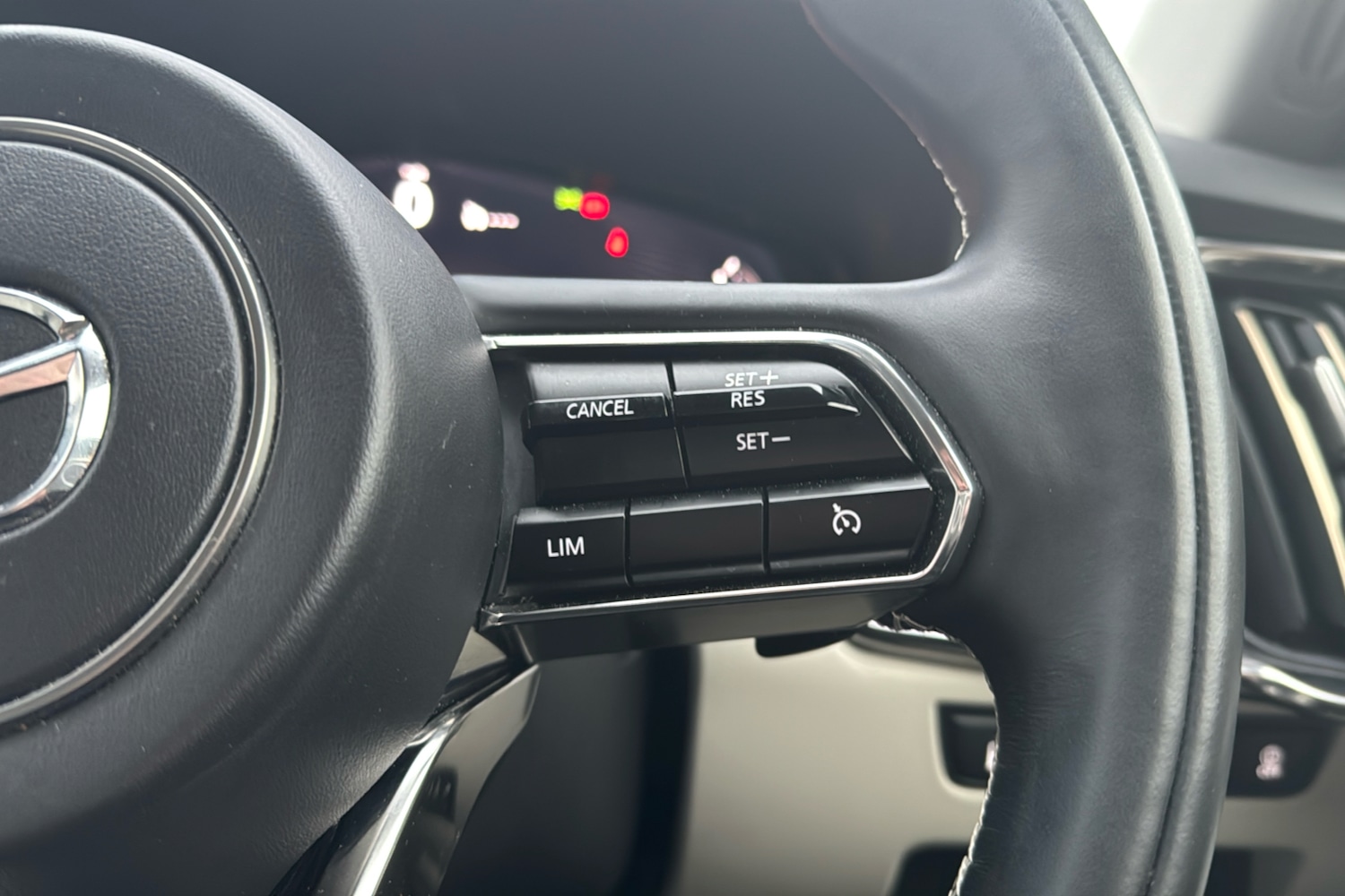 Used Mazda CX-60 2023 for sale - 77032348: Photo 18