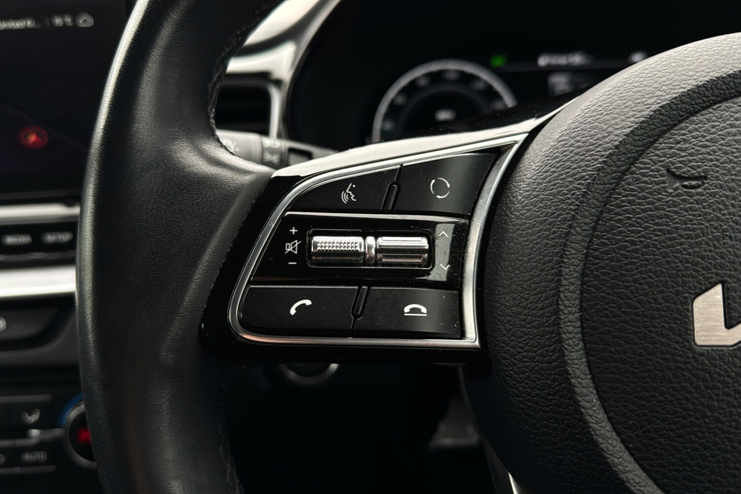 Used Kia XCeed 2022 for sale - 76155999: Photo 17