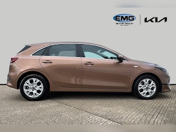 Used Kia Ceed 2022 for sale - 77649502: Photo