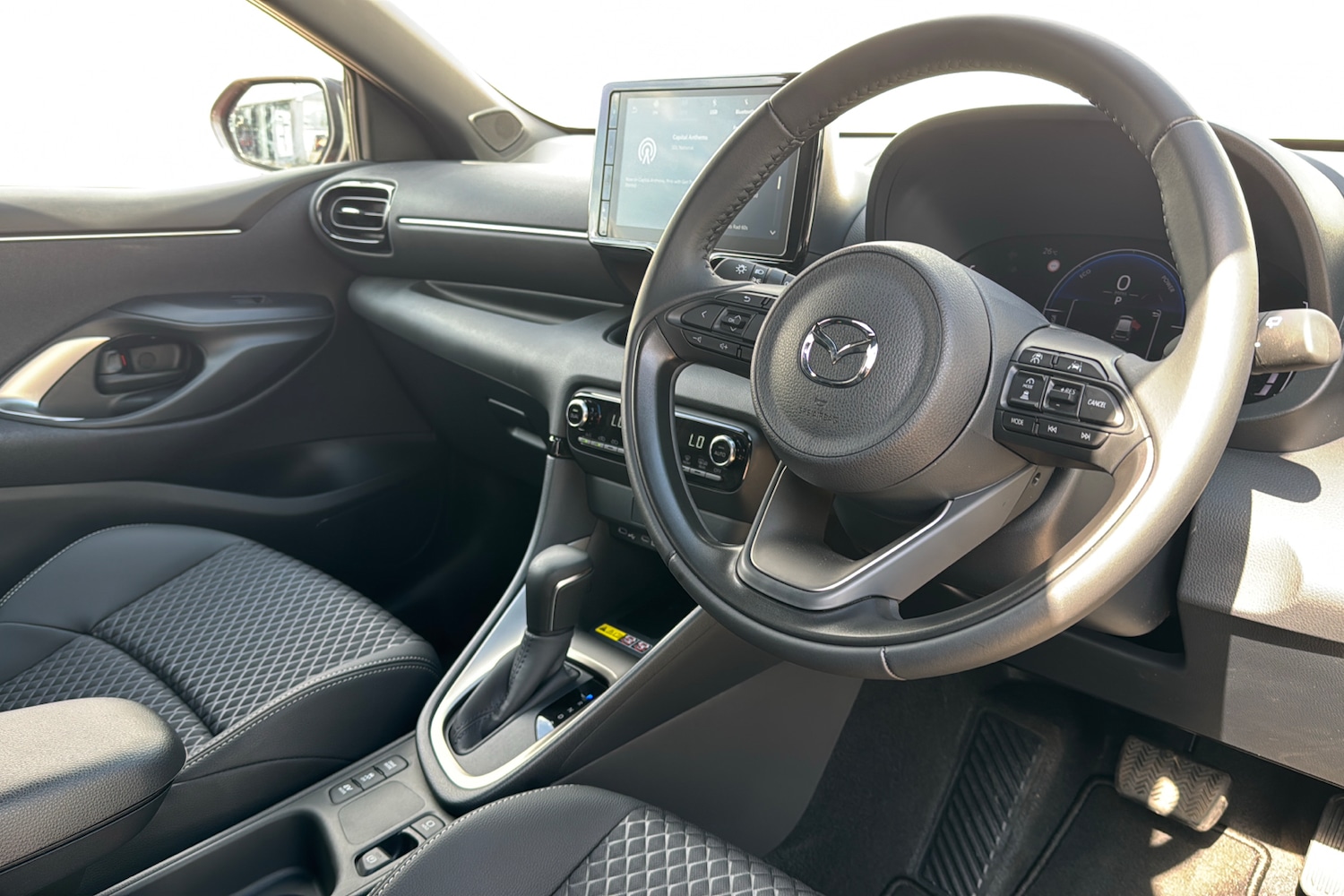 Used Mazda Mazda2 HYBRID 2025 for sale - 76516060: Photo 10