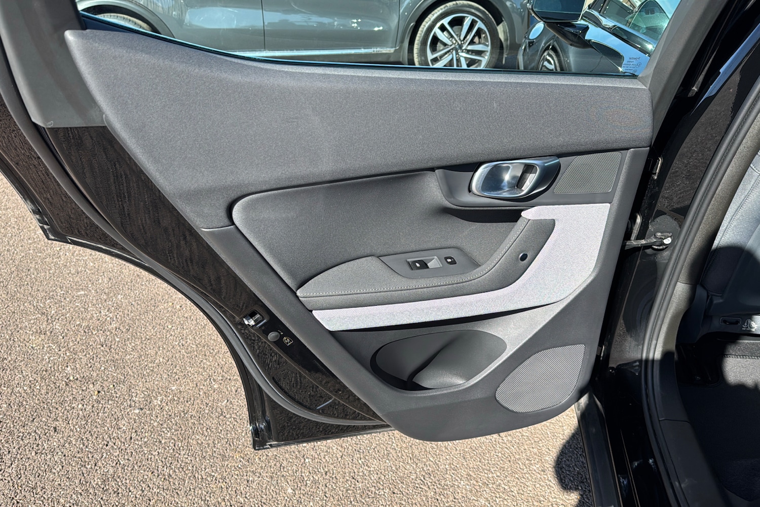 Used Polestar Polestar 2 2022 for sale - 76705337: Photo 38