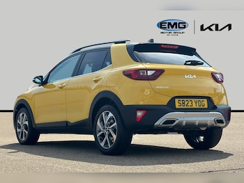 Used Kia Stonic 2023 for sale - 79308249: Photo