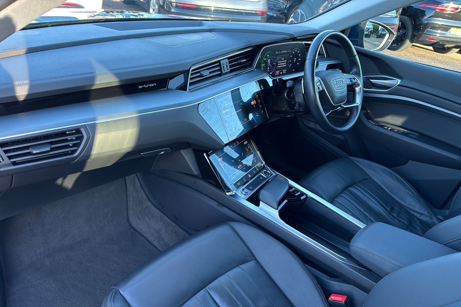 Used Audi e-tron 2021 for sale - 76705358: Photo 11