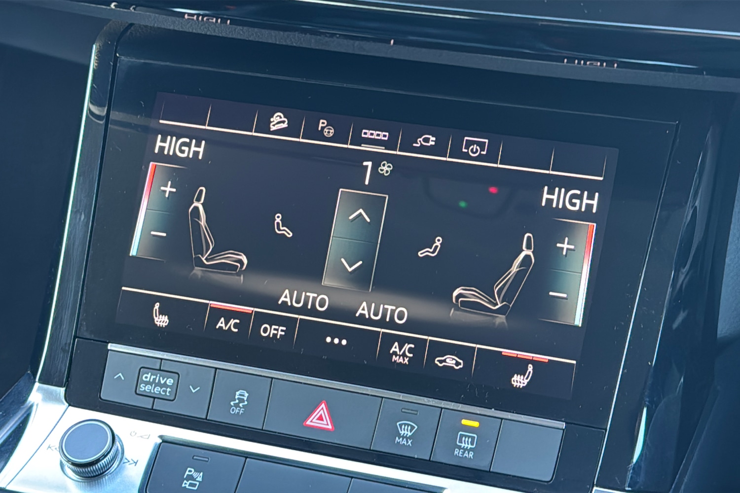 Used Audi e-tron 2021 for sale - 76705358: Photo 16