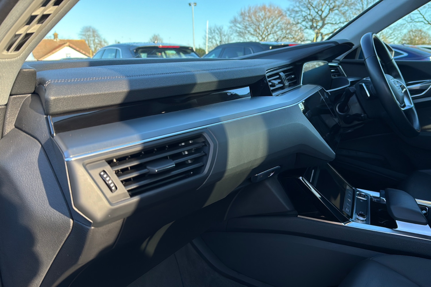 Used Audi e-tron 2021 for sale - 76705358: Photo 45