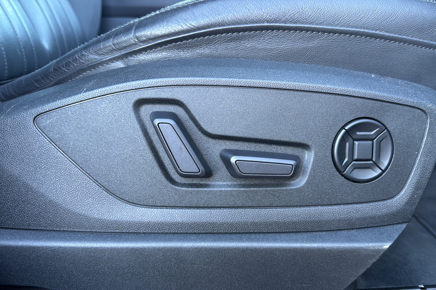 Used Audi e-tron 2021 for sale - 76705358: Photo 49