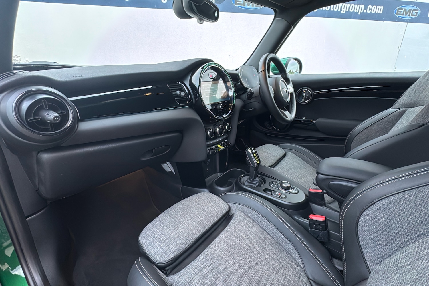 Used MINI Electric Hatch 2022 for sale - 76705371: Photo 11