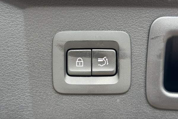 Used Mazda CX-60 2024 for sale - 74412018: Photo 30