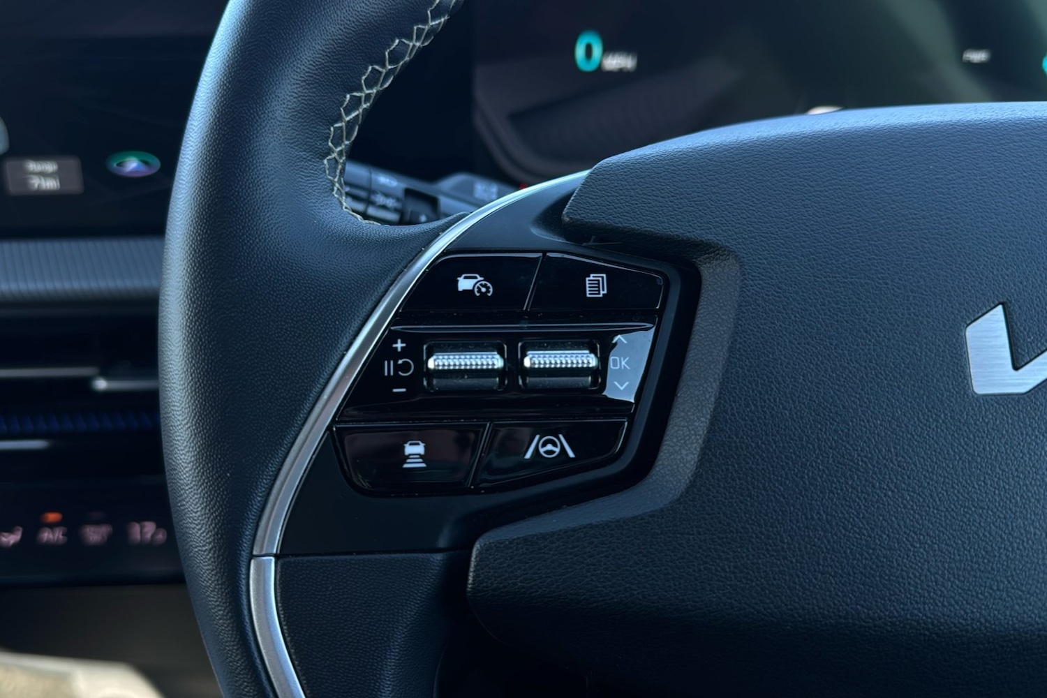 Used Kia EV6 2023 for sale - 78024917: Photo 17