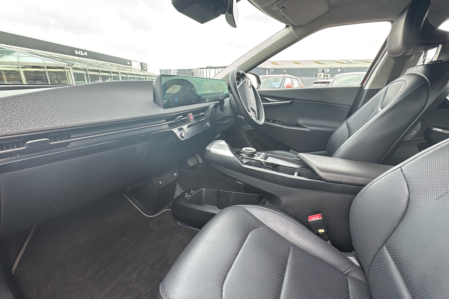 Used Kia EV6 2022 for sale - 77601779: Photo 11