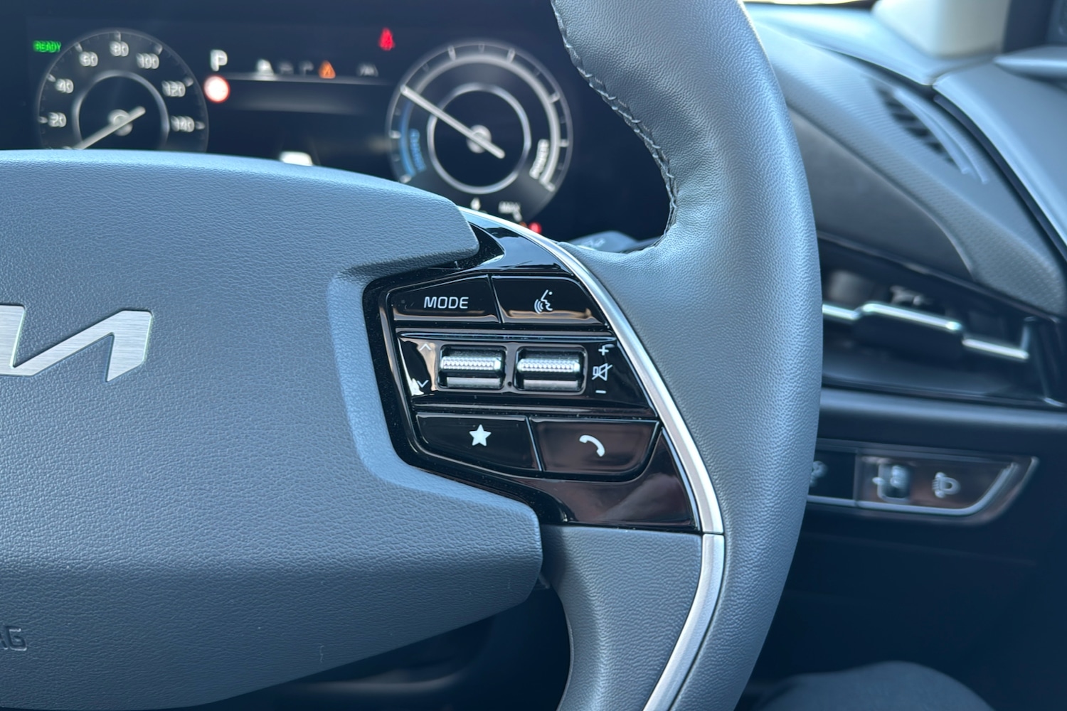 Used Kia Niro 2023 for sale - 77239986: Photo 18