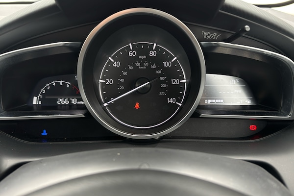 Used Mazda Mazda2 2021 for sale - 76243427: Photo 14
