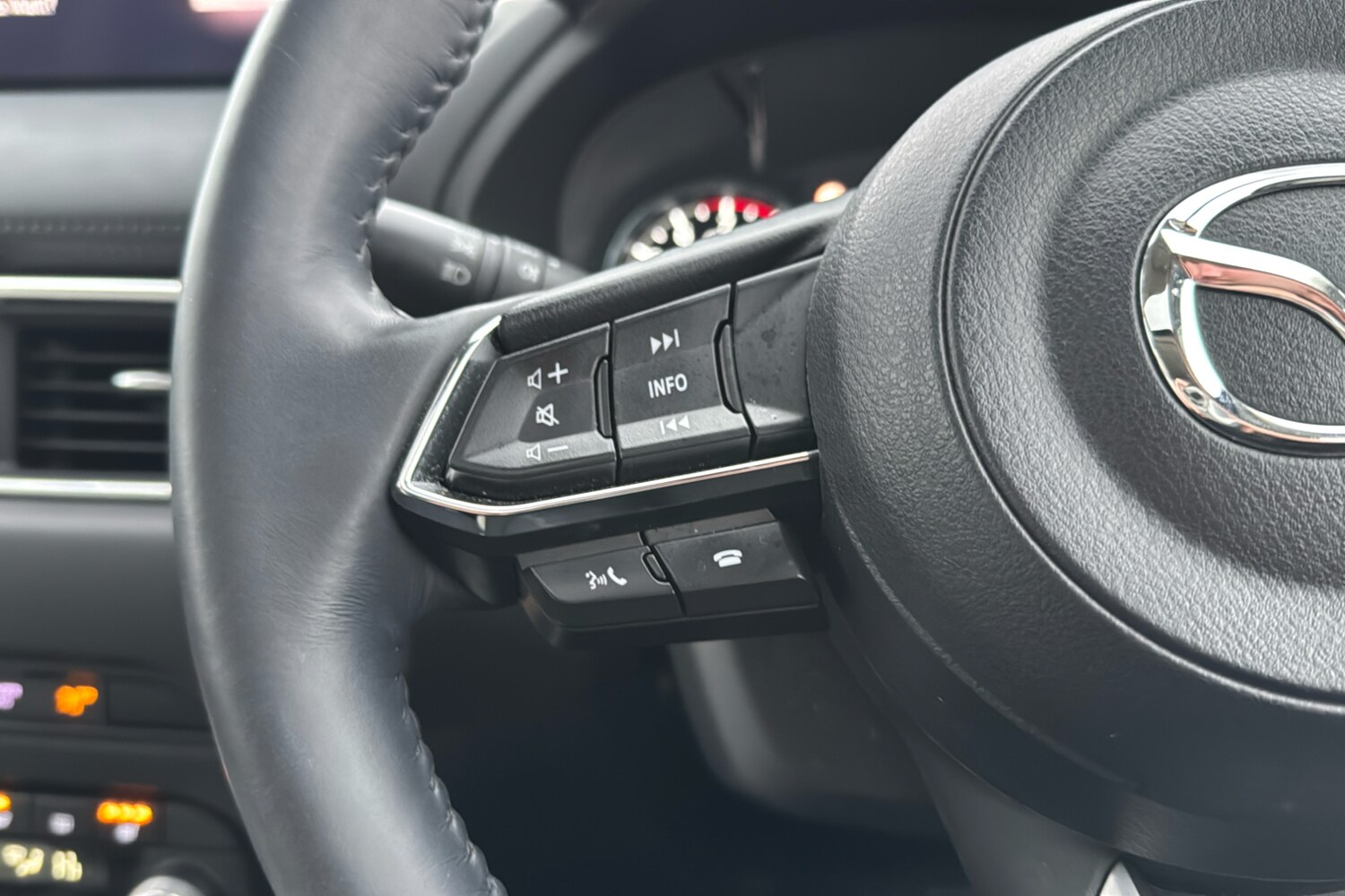 Used Mazda CX-5 2023 for sale - 76736345: Photo 17