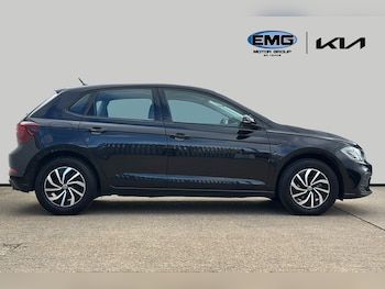 Used Volkswagen Polo 2023 for sale - 75713360: Photo