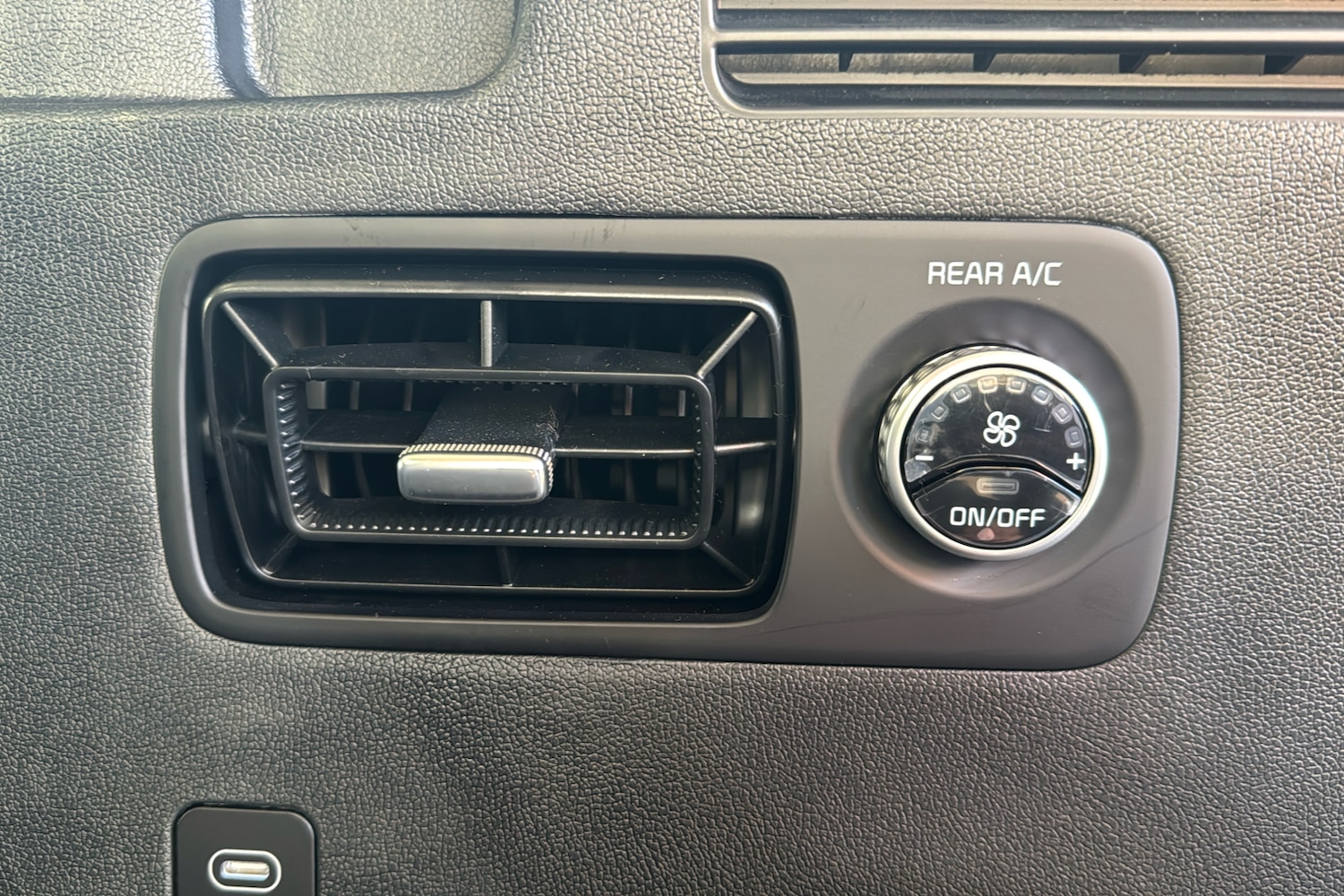 Used Kia Sorento 2025 for sale - 76718613: Photo 31