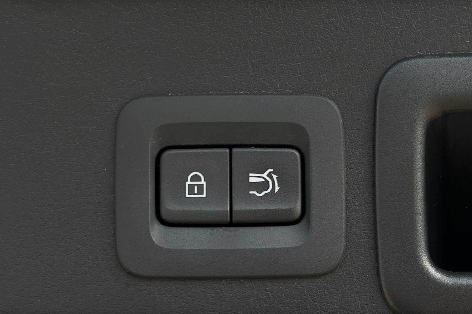 Used Mazda CX-30 2024 for sale - 77601780: Photo 30