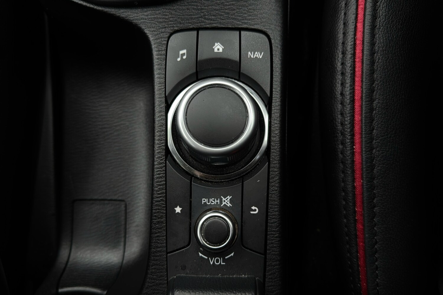 Used Mazda Mazda2 2023 for sale - 76736347: Photo 24