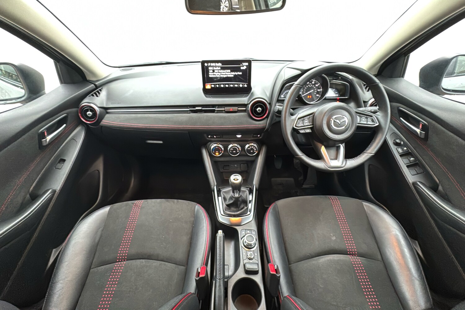 Used Mazda Mazda2 2023 for sale - 76736347: Photo 9