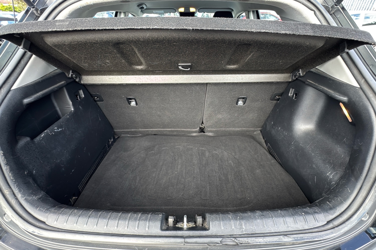 Used Kia Stonic 2019 for sale - 77894573: Photo 19