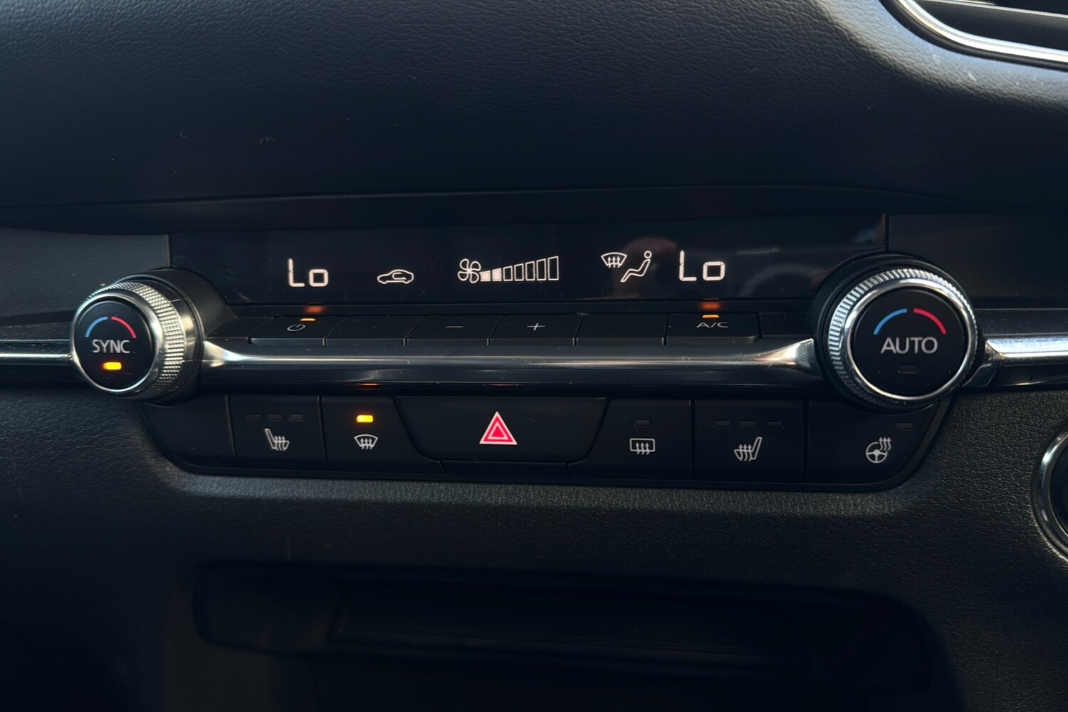 Used Mazda CX-30 2022 for sale - 76133462: Photo 16