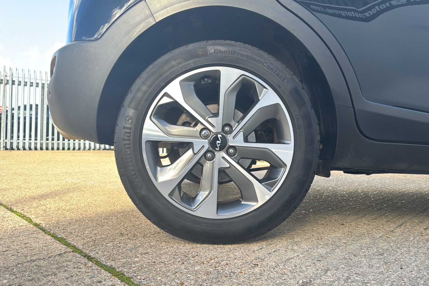 Used Kia Stonic 2023 for sale - 76316078: Photo 8