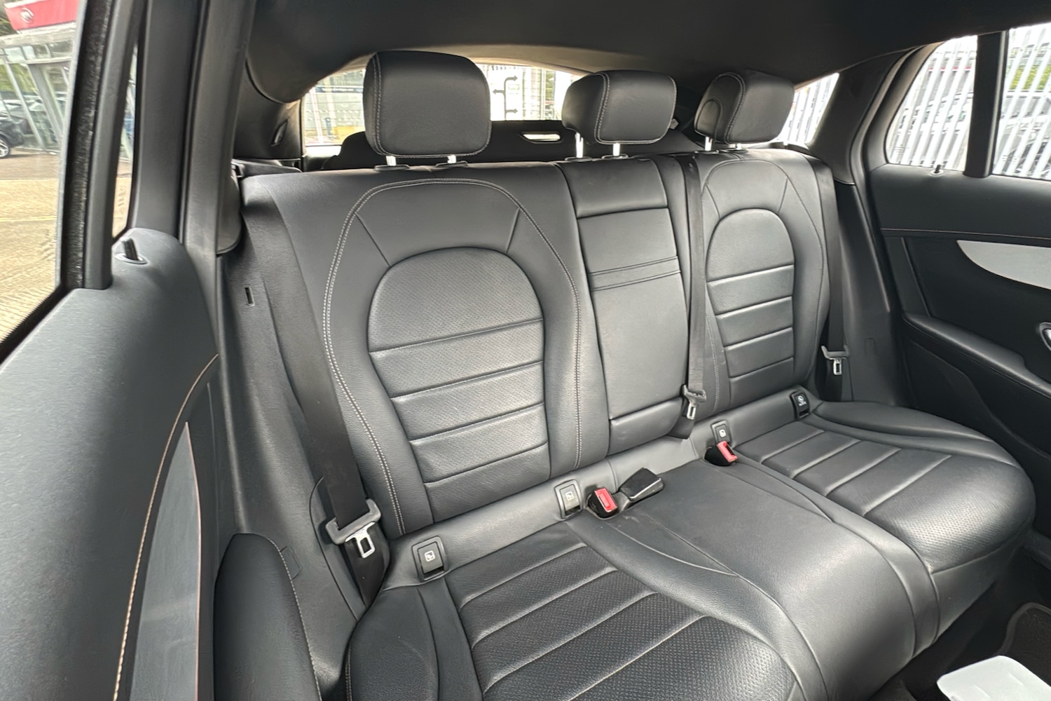 Used Mercedes-Benz EQC 2022 for sale - 76442537: Photo 12