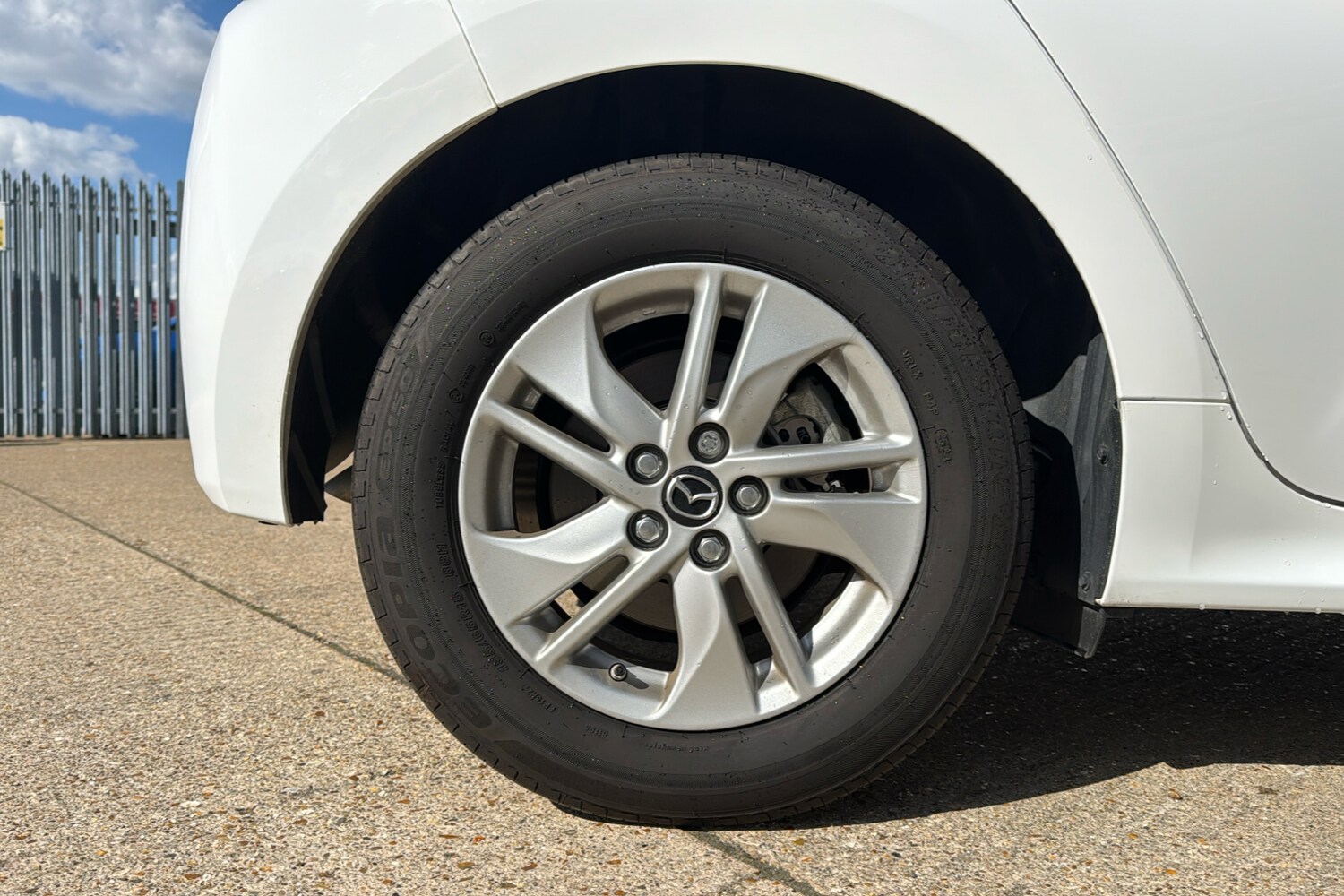 Used Mazda Mazda2 2024 for sale - 75713374: Photo 8