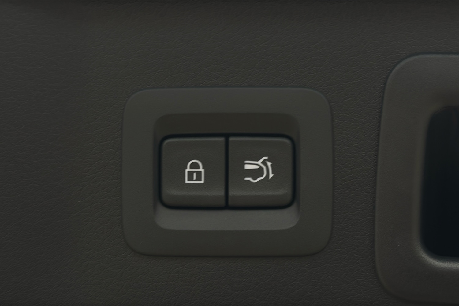 Used Mazda CX-80 2025 for sale - 76938330: Photo 30