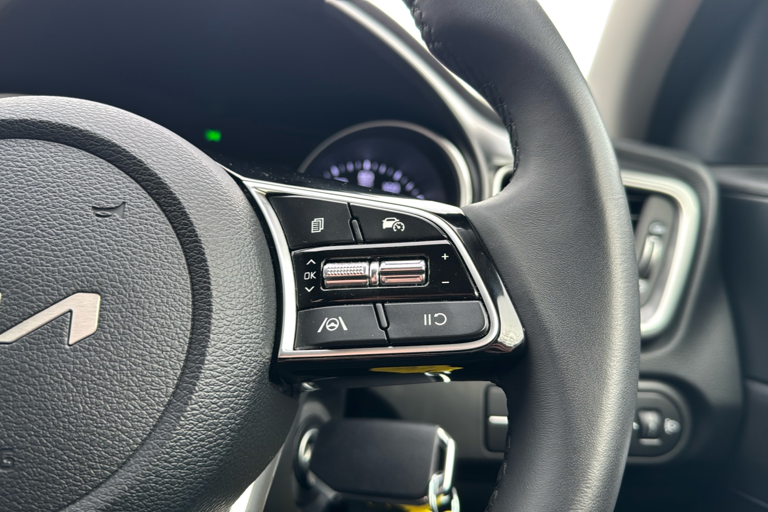 Used Kia Ceed 2025 for sale - 77240017: Photo 18