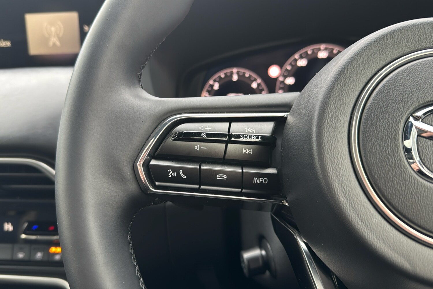 Used Mazda CX-60 2025 for sale - 76938338: Photo 17