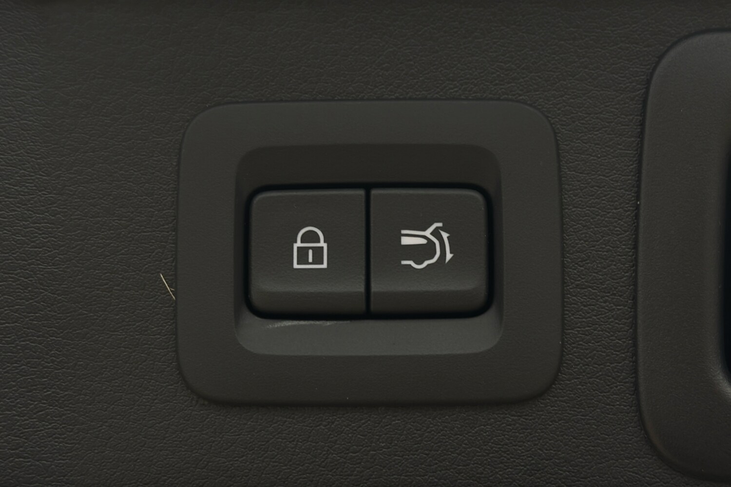 Used Mazda CX-60 2025 for sale - 76938338: Photo 30