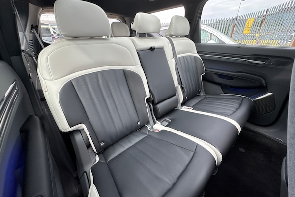 Used Kia EV9 2025 for sale - 76310524: Photo 12