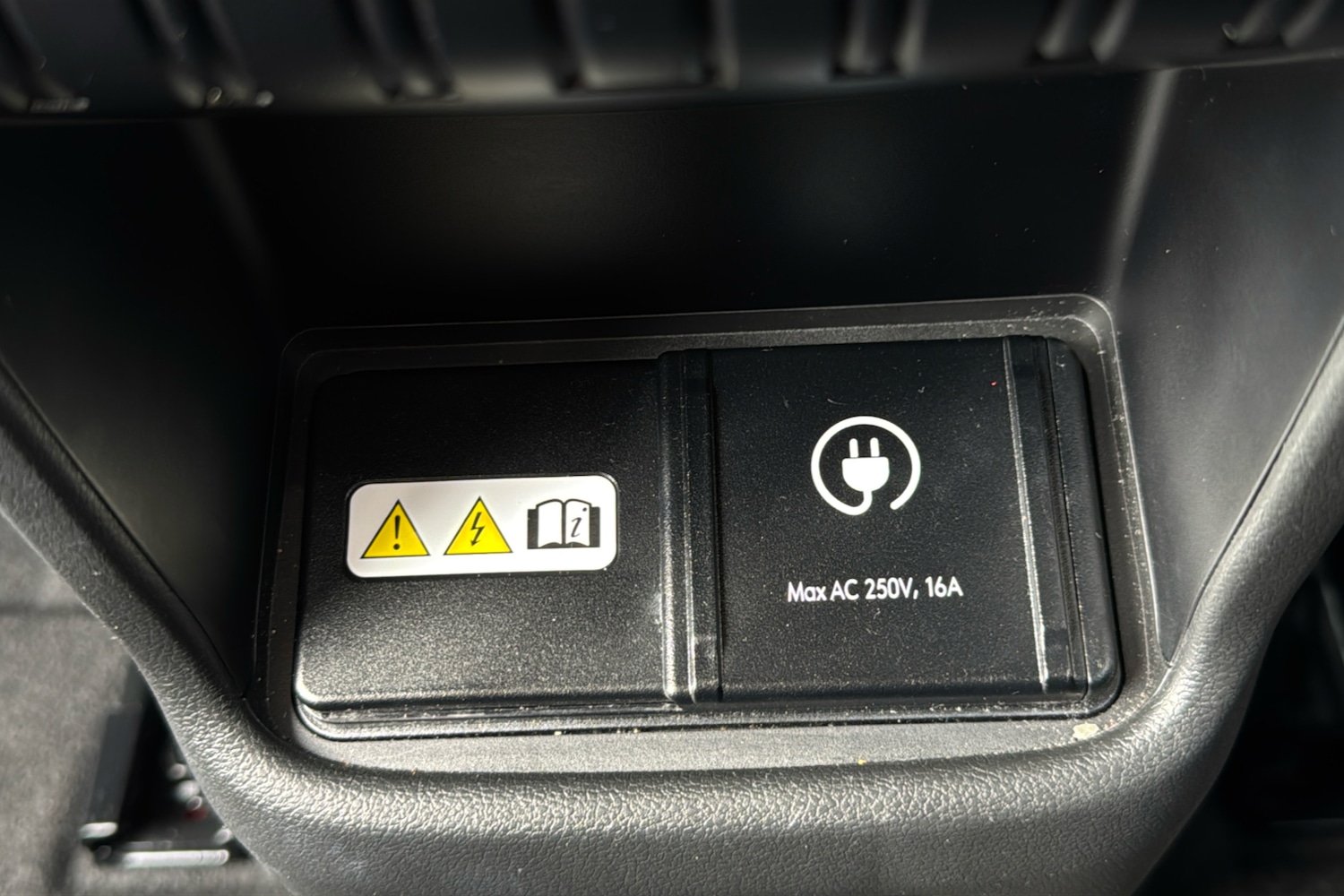 Used Hyundai KONA 2024 for sale - 76705344: Photo 41