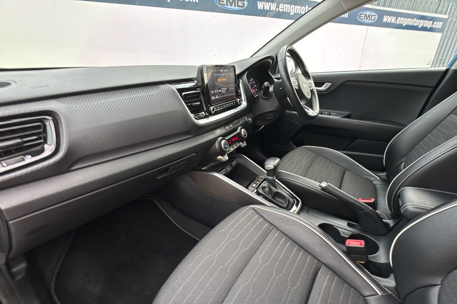 Used Kia Stonic 2023 for sale - 76346703: Photo 11