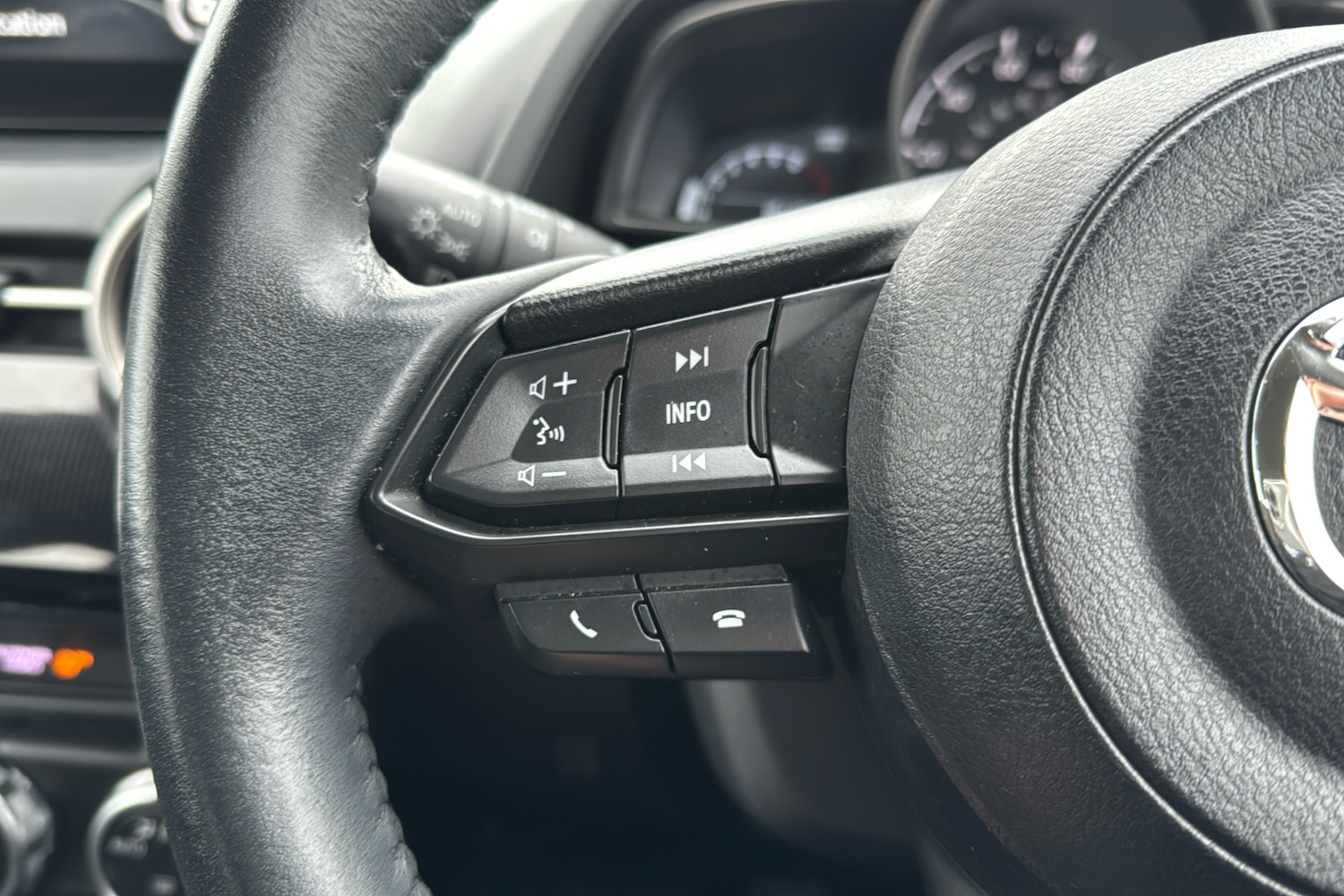 Used Mazda Mazda2 2022 for sale - 77842727: Photo 17