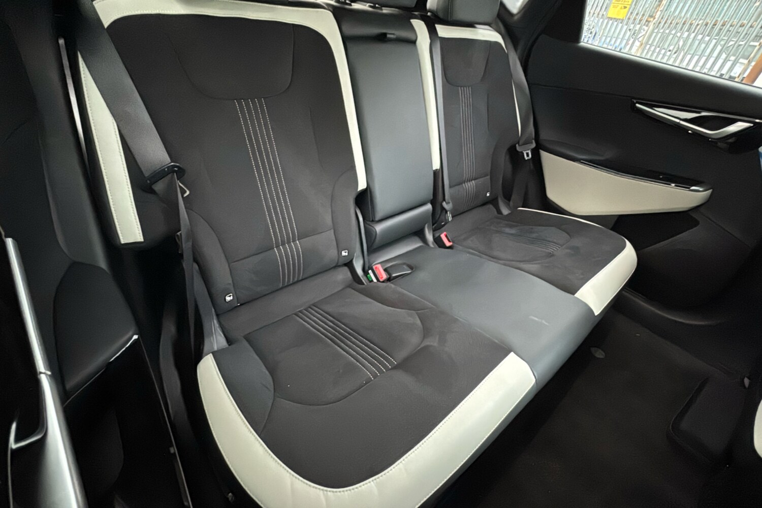 Used Kia EV6 2024 for sale - 77661792: Photo 12