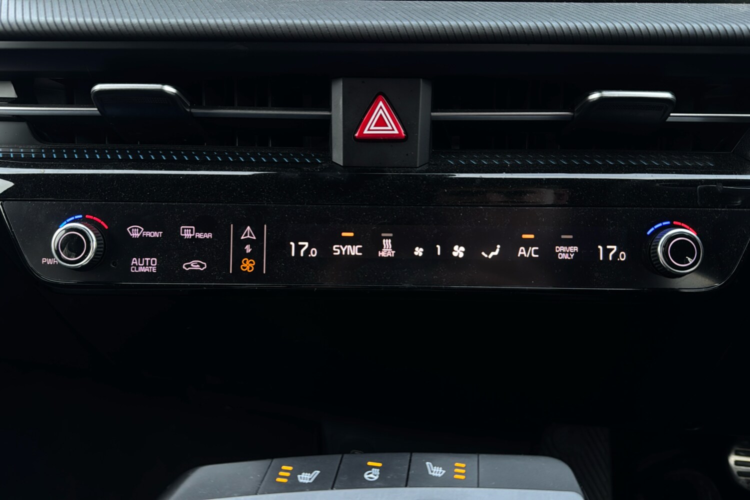 Used Kia EV6 2024 for sale - 77661792: Photo 16