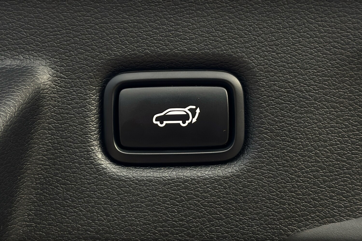 Used Kia XCeed 2022 for sale - 76287755: Photo 24