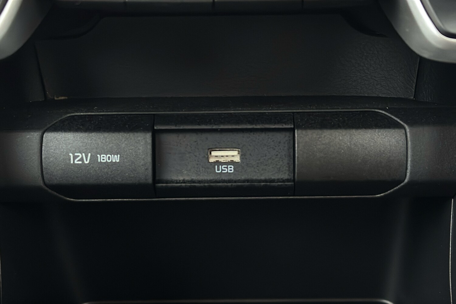 Used Kia Picanto 2023 for sale - 76919646: Photo 22