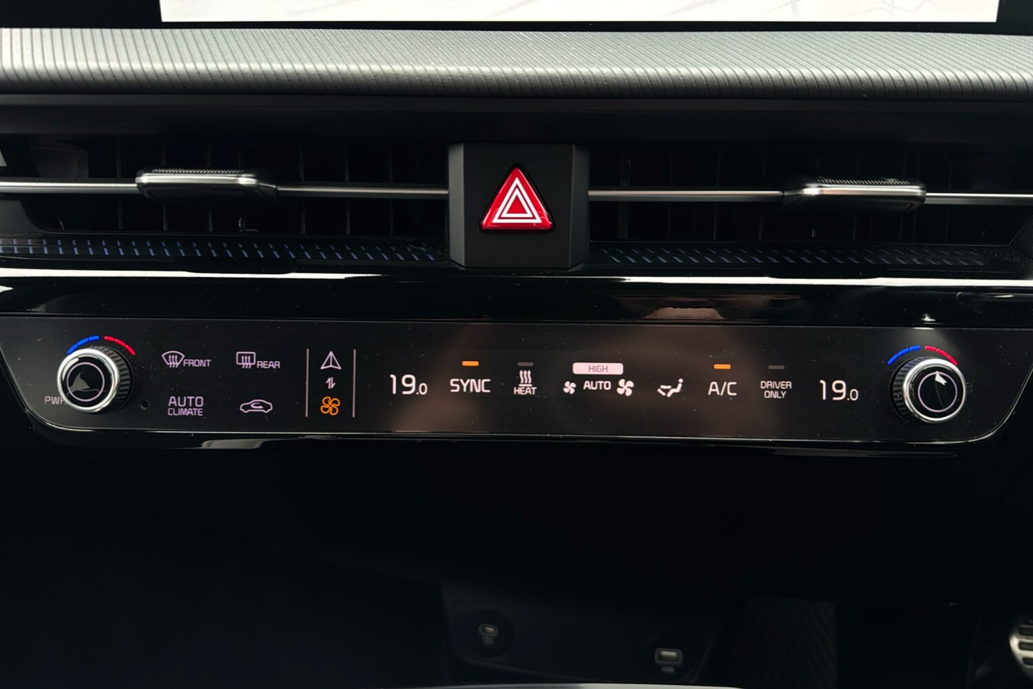 Used Kia EV6 2024 for sale - 77815262: Photo 16