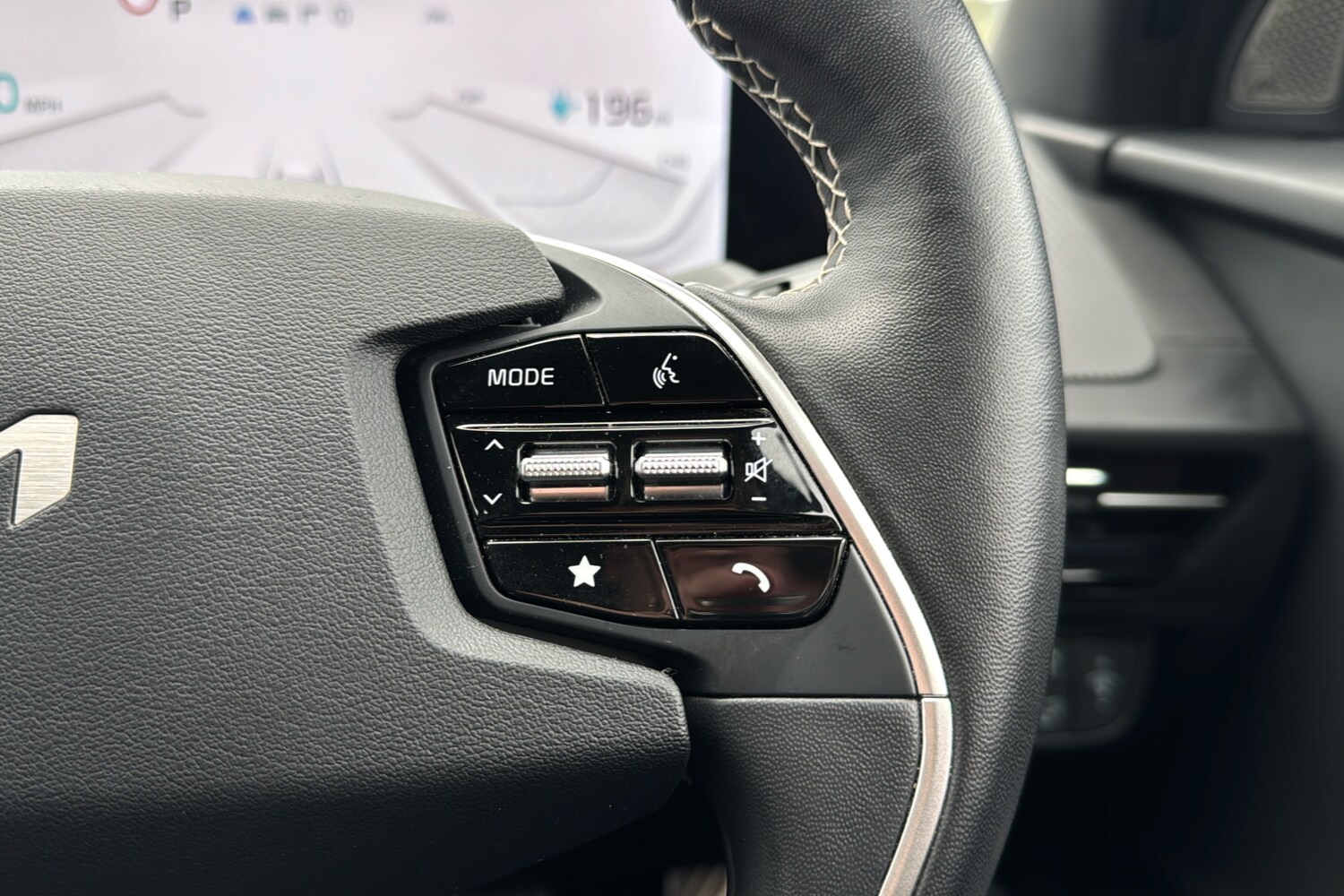 Used Kia EV6 2024 for sale - 77815262: Photo 18