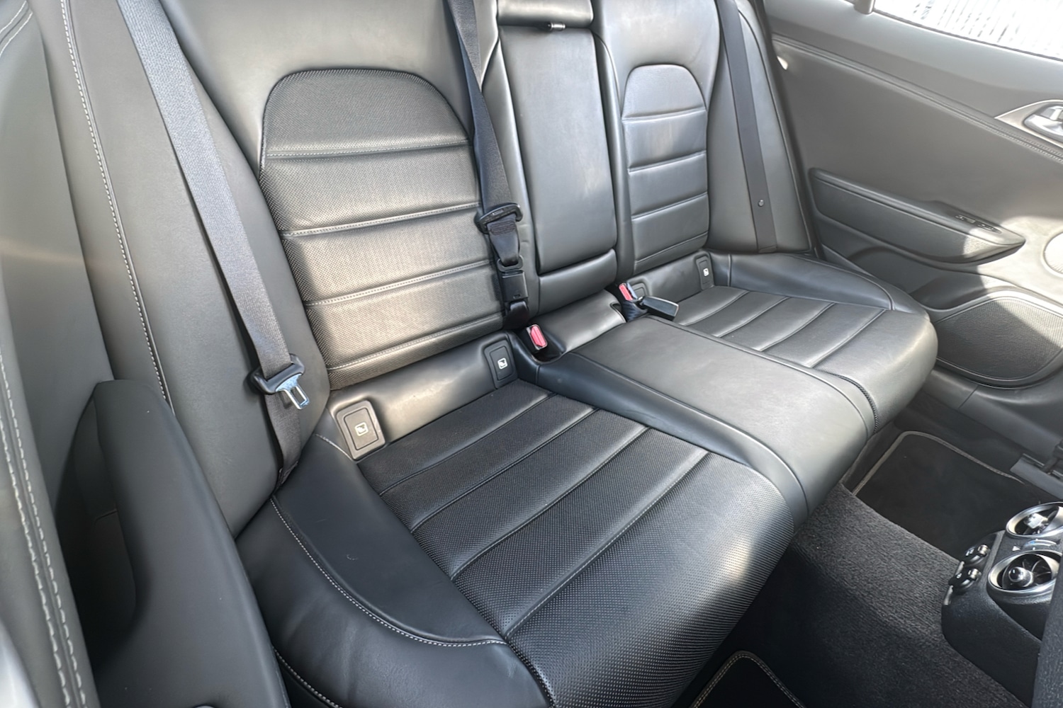 Used Kia Stinger 2019 for sale - 77361642: Photo 12