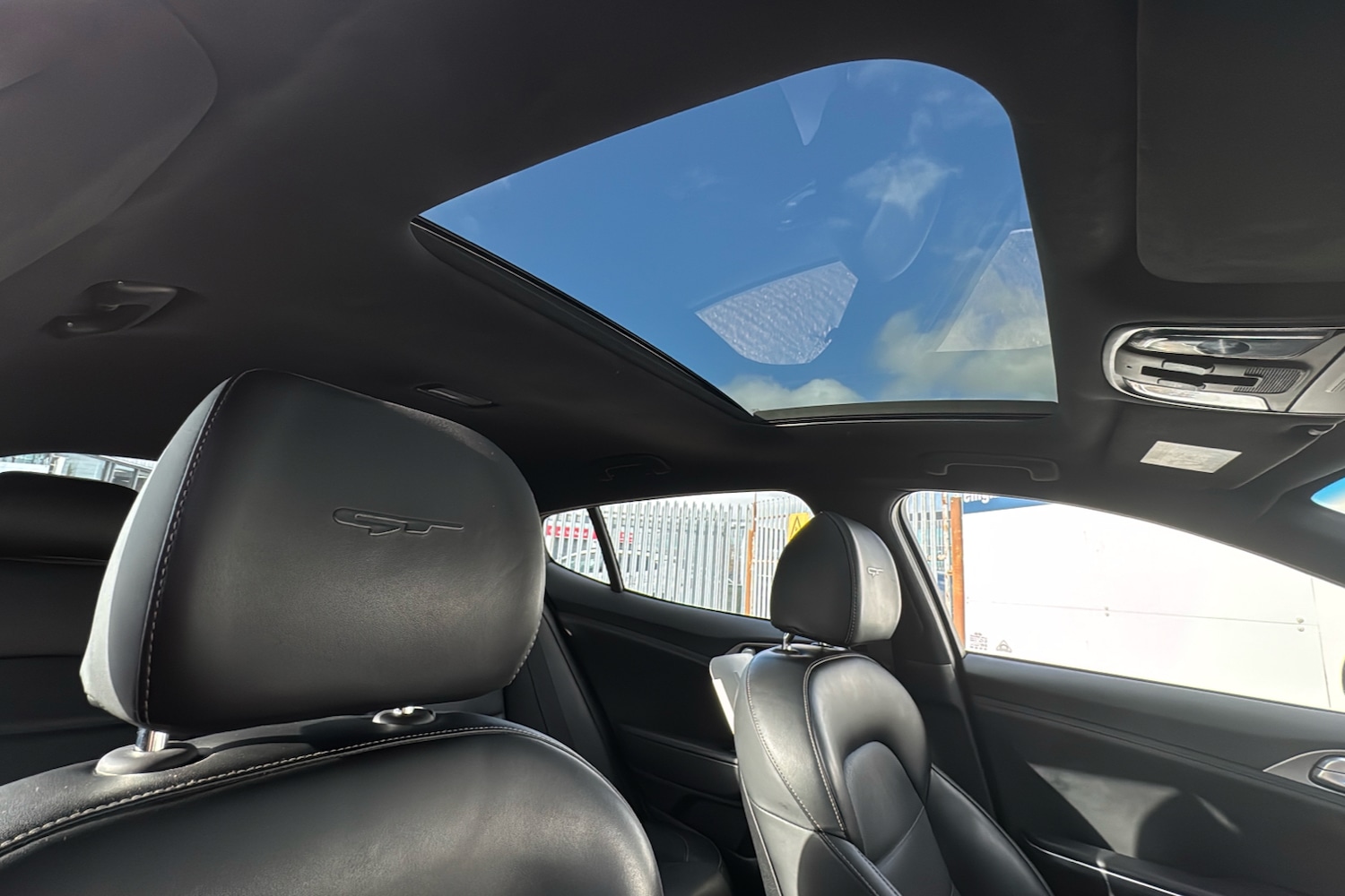 Used Kia Stinger 2019 for sale - 77361642: Photo 24