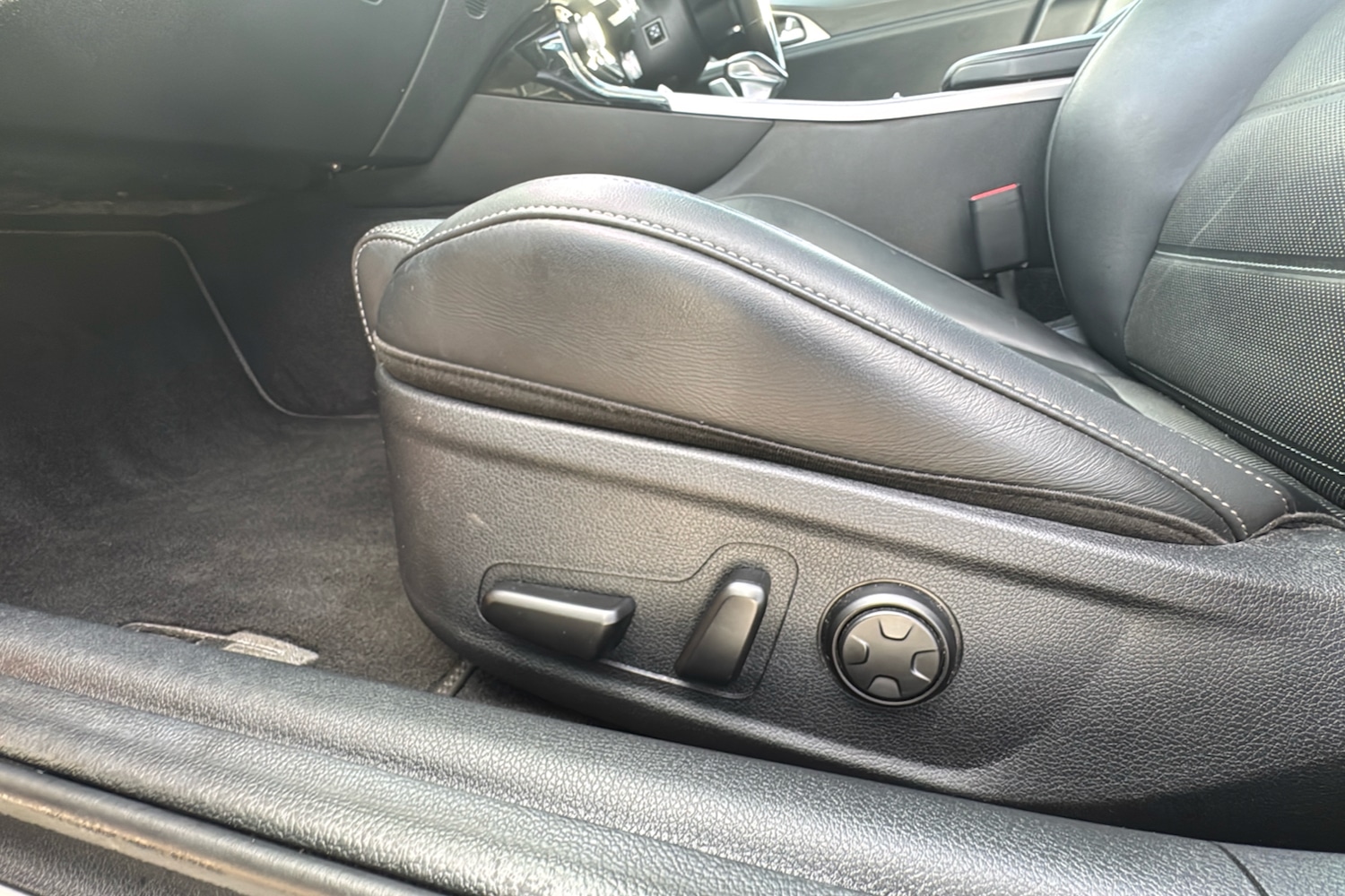 Used Kia Stinger 2019 for sale - 77361642: Photo 31